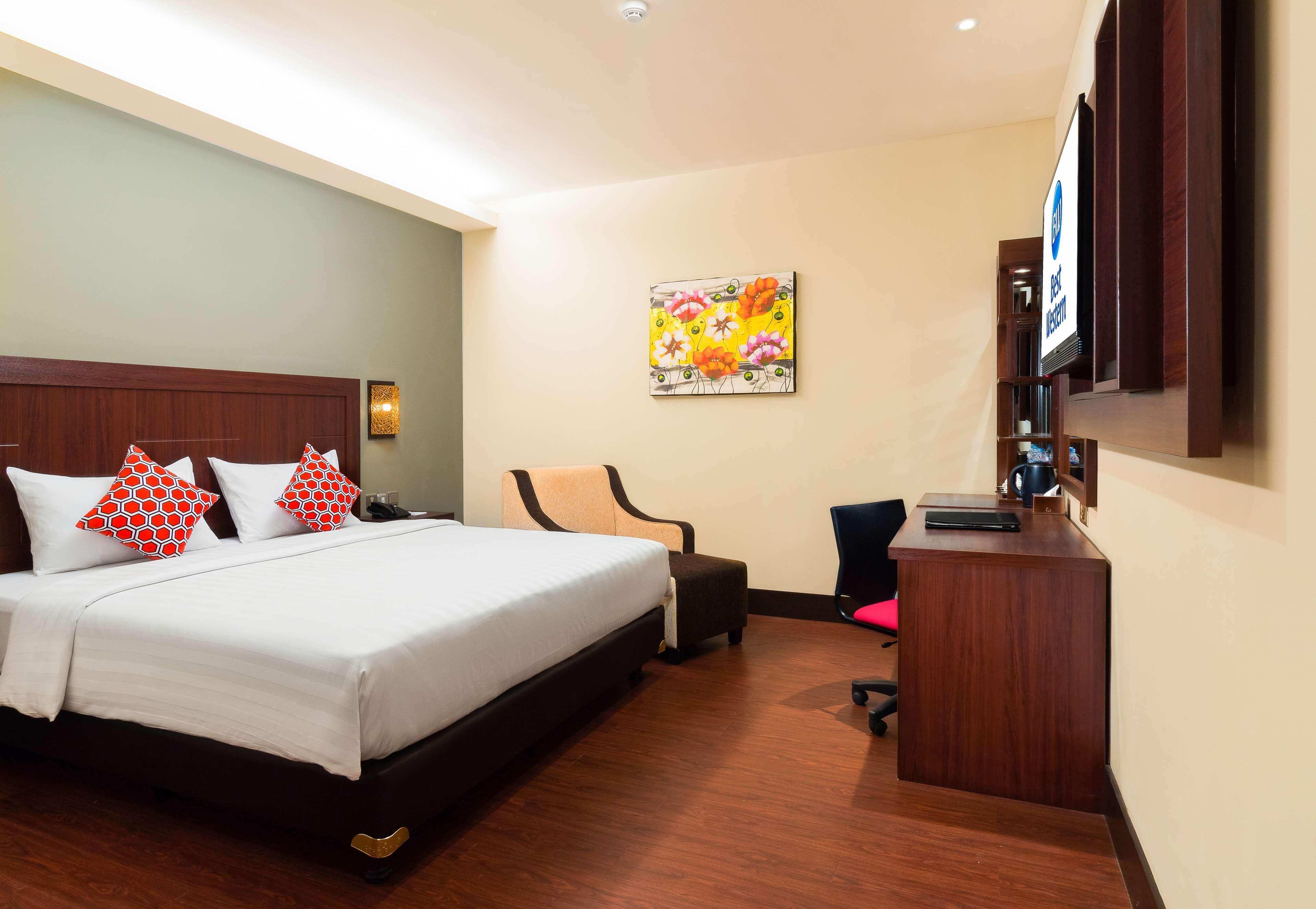 Best Western Plus Taft Inn Exterior photo