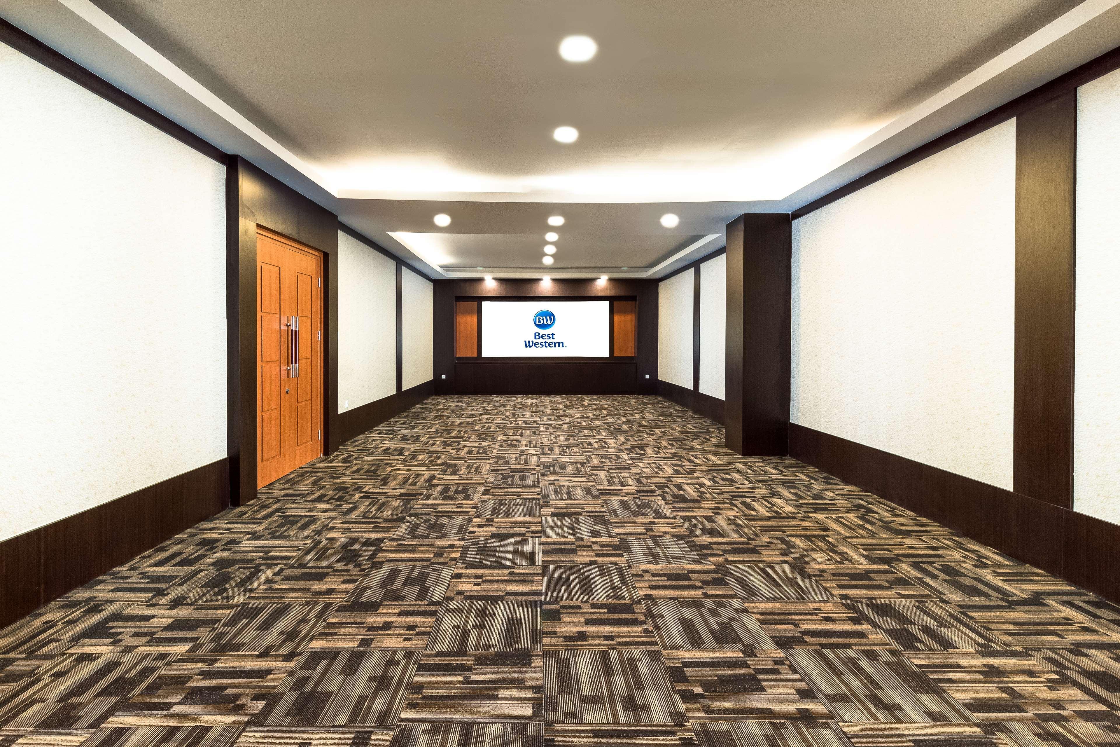 Best Western Plus Taft Inn Exterior photo