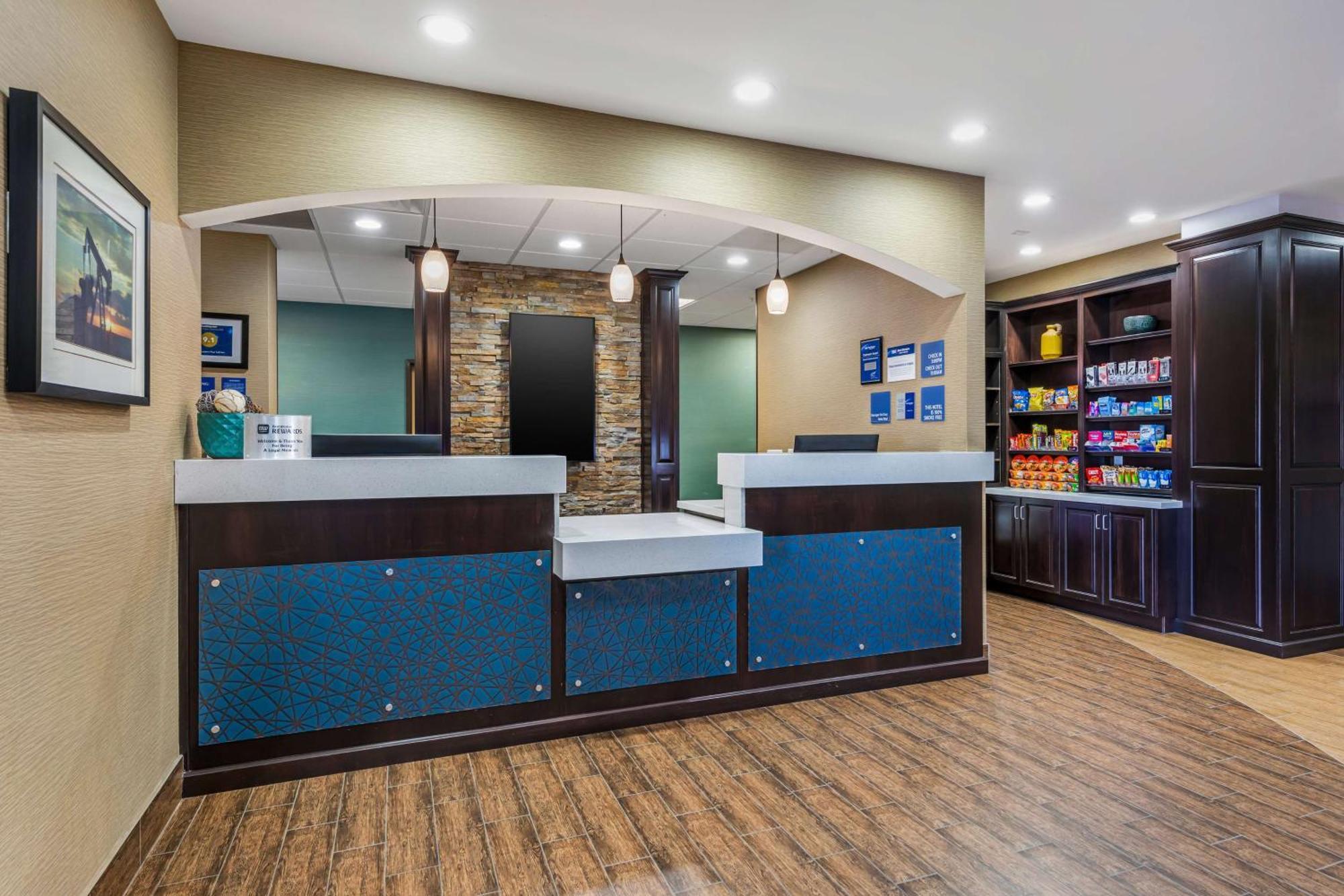 Best Western Plus Taft Inn Exterior photo