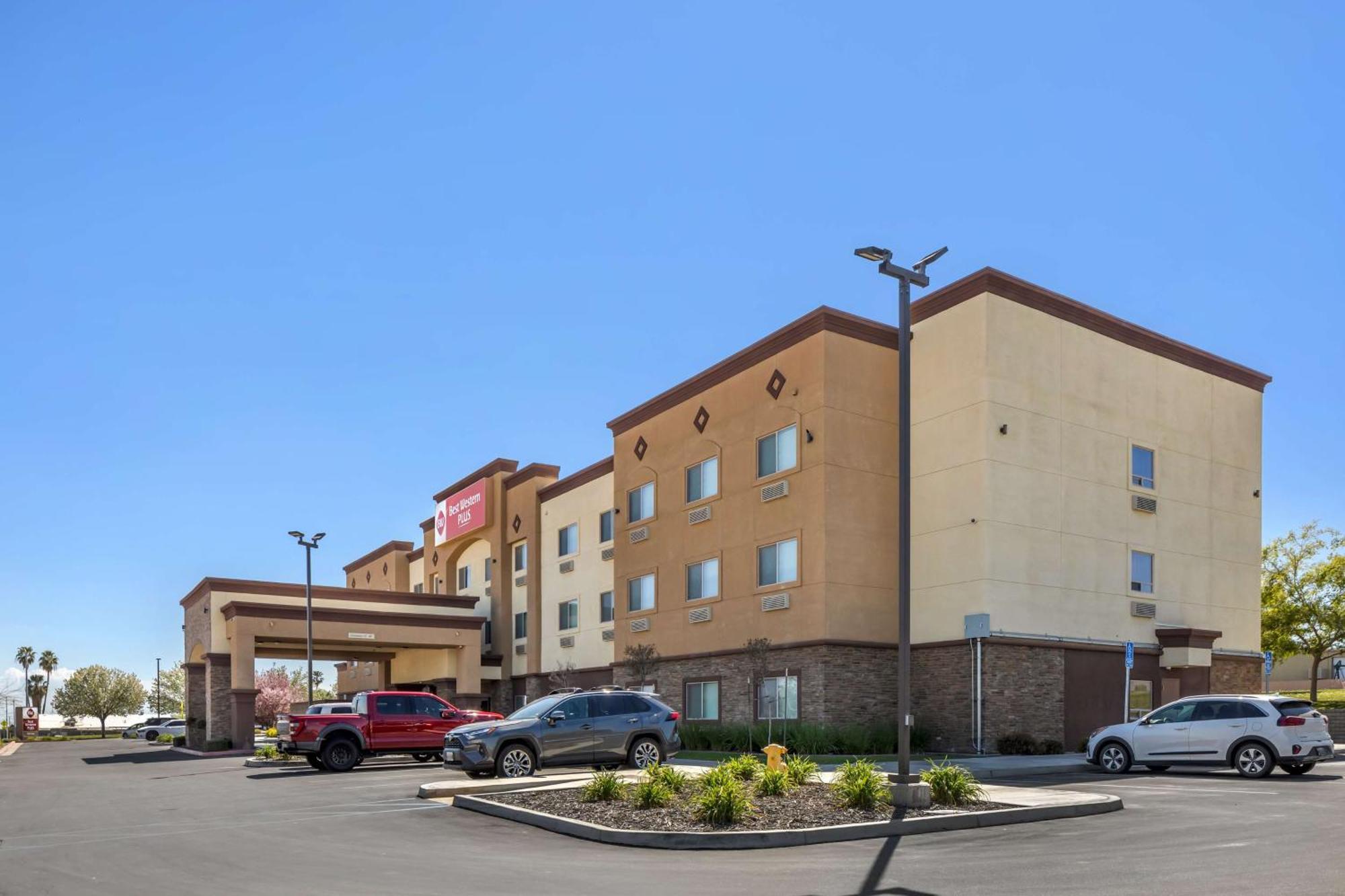 Best Western Plus Taft Inn Exterior photo